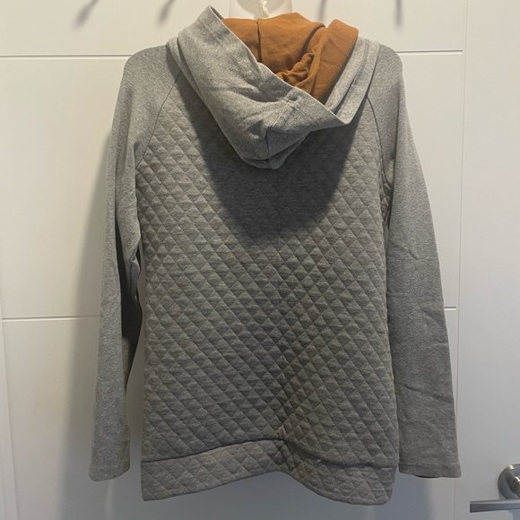 Gently used Ampersand sweater - Picture 3 of 4